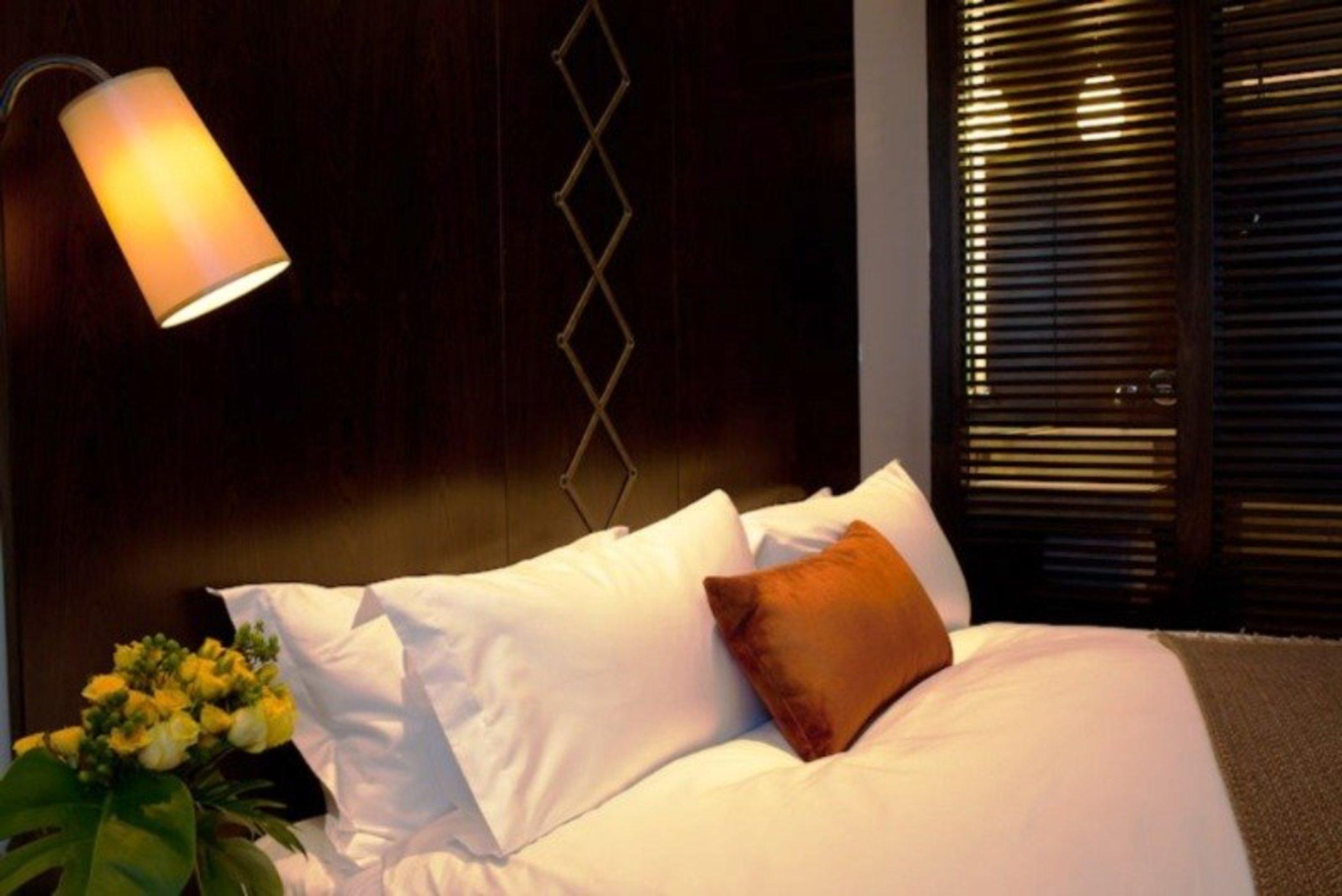 Sofitel Montevideo Casino Carrasco & Spa Exterior photo A bed with pillows
