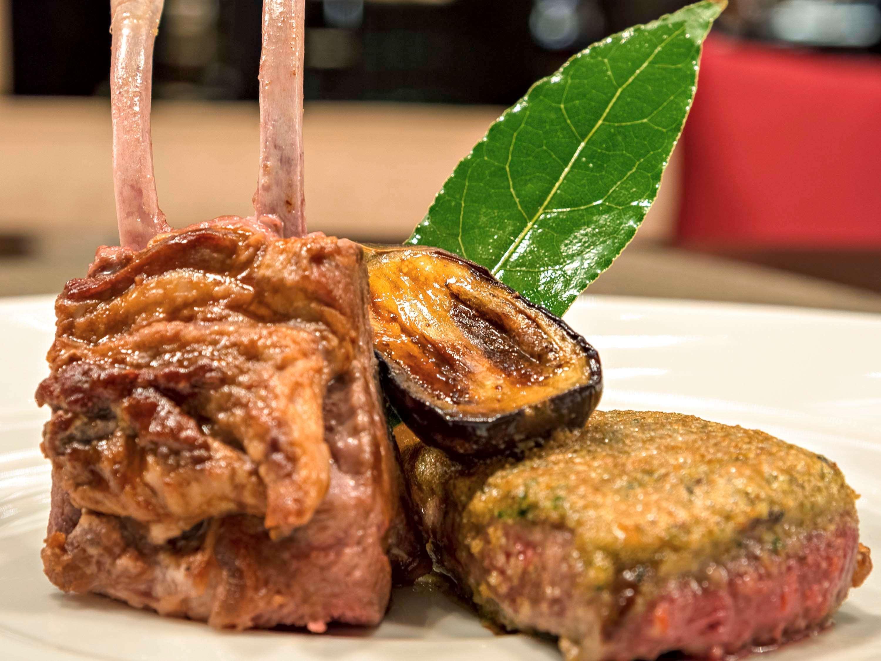 Sofitel Montevideo Casino Carrasco & Spa Exterior photo Aubergine and beef