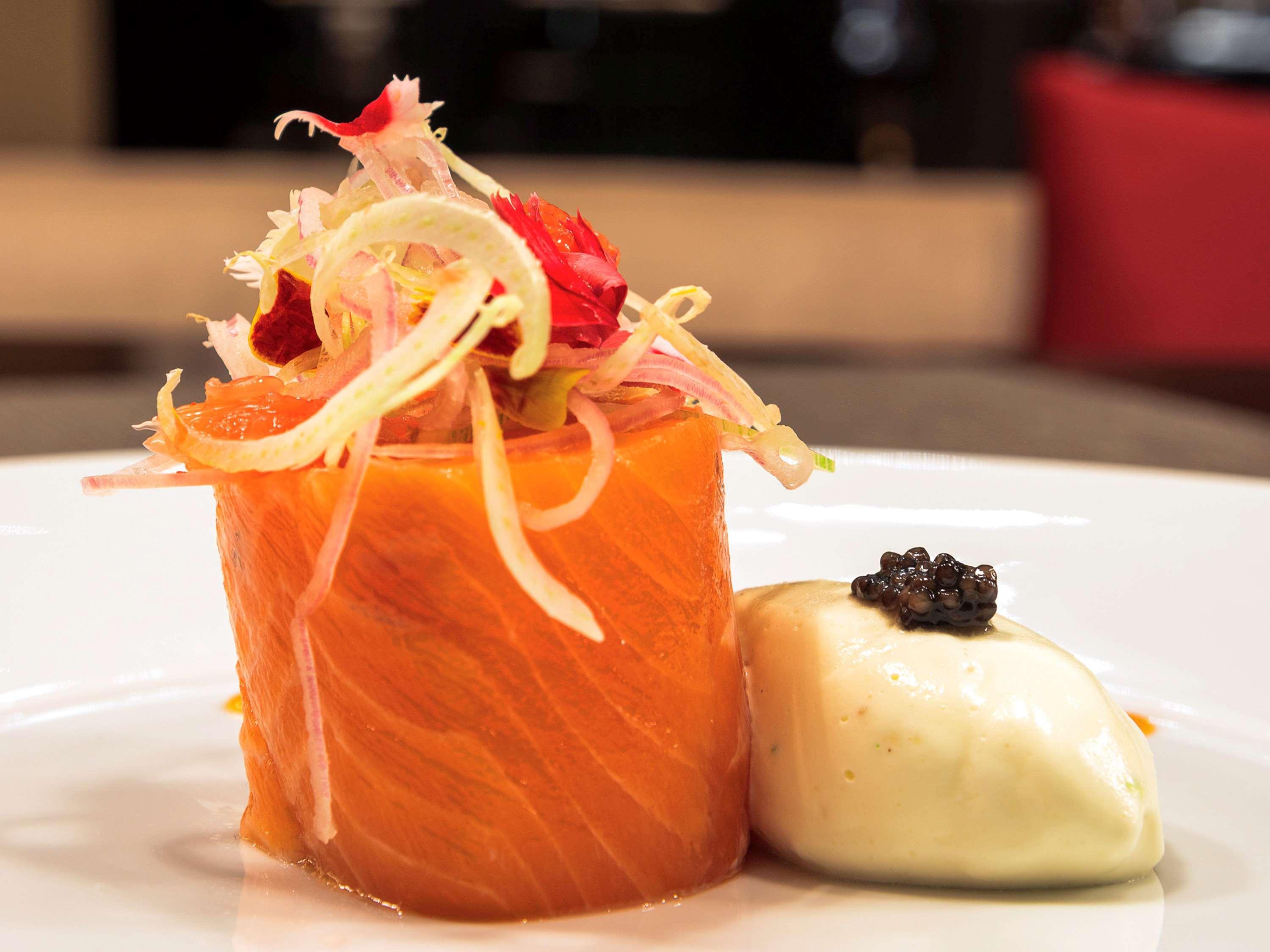 Sofitel Montevideo Casino Carrasco & Spa Exterior photo Salmon tartar
